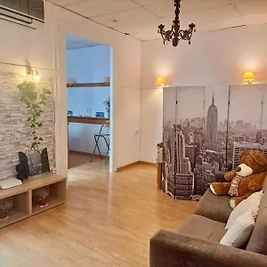 https://habitacin-muy-centrica-en.topbarcelonahotels.com